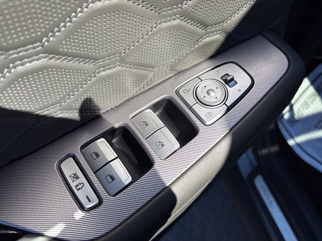 Used 2020 Gray Hyundai Limited image 19