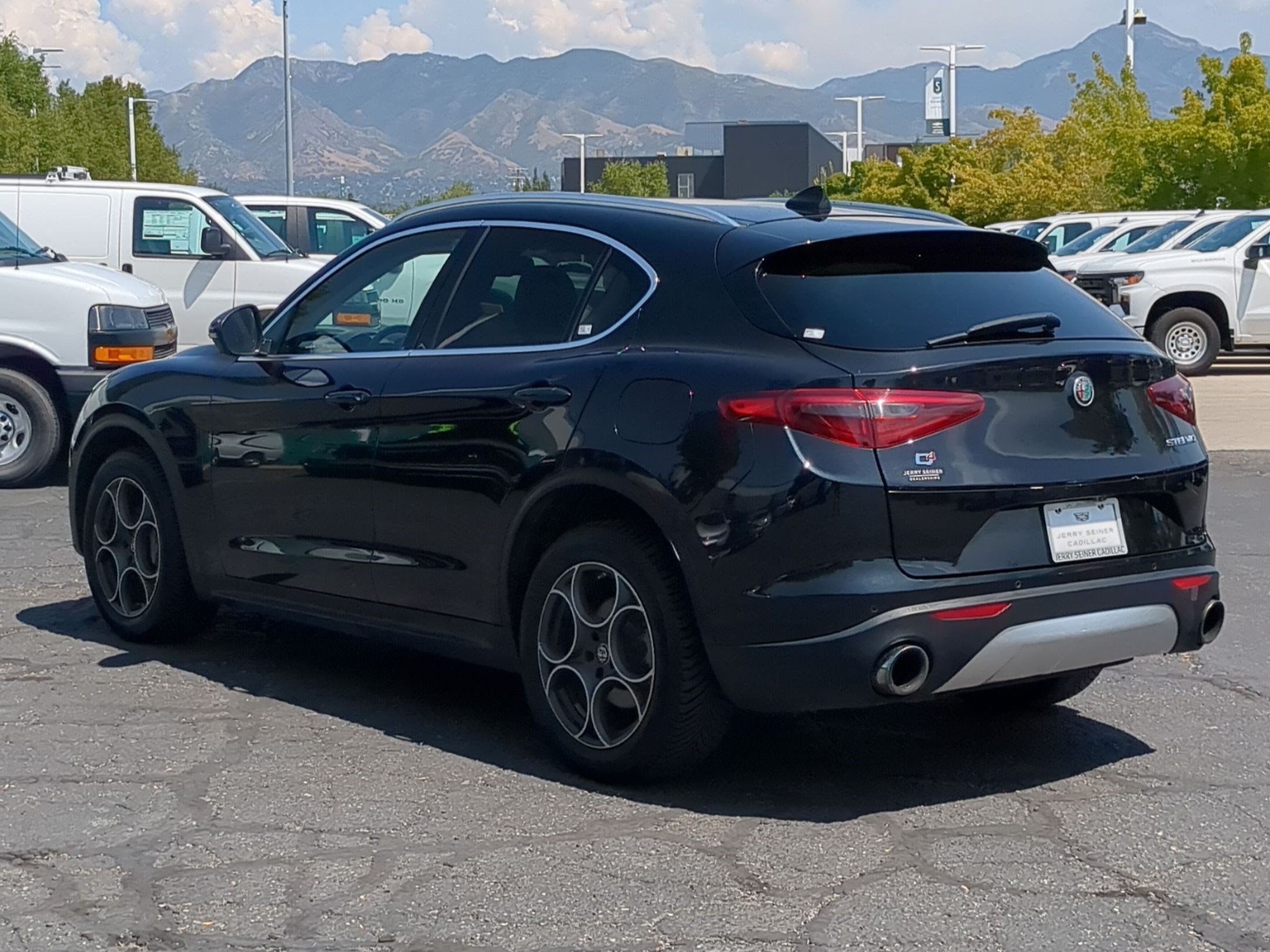 Used 2018 Black Alfa Romeo AWD image 3