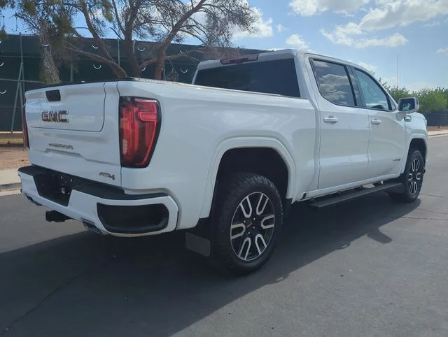 Used 2024 White GMC AT4 image 6