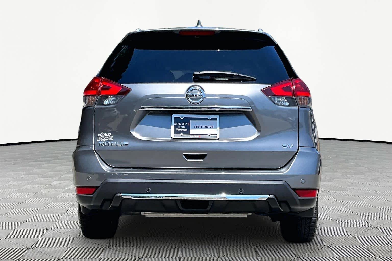 Used 2019 Gun Metallic Nissan SV image 5