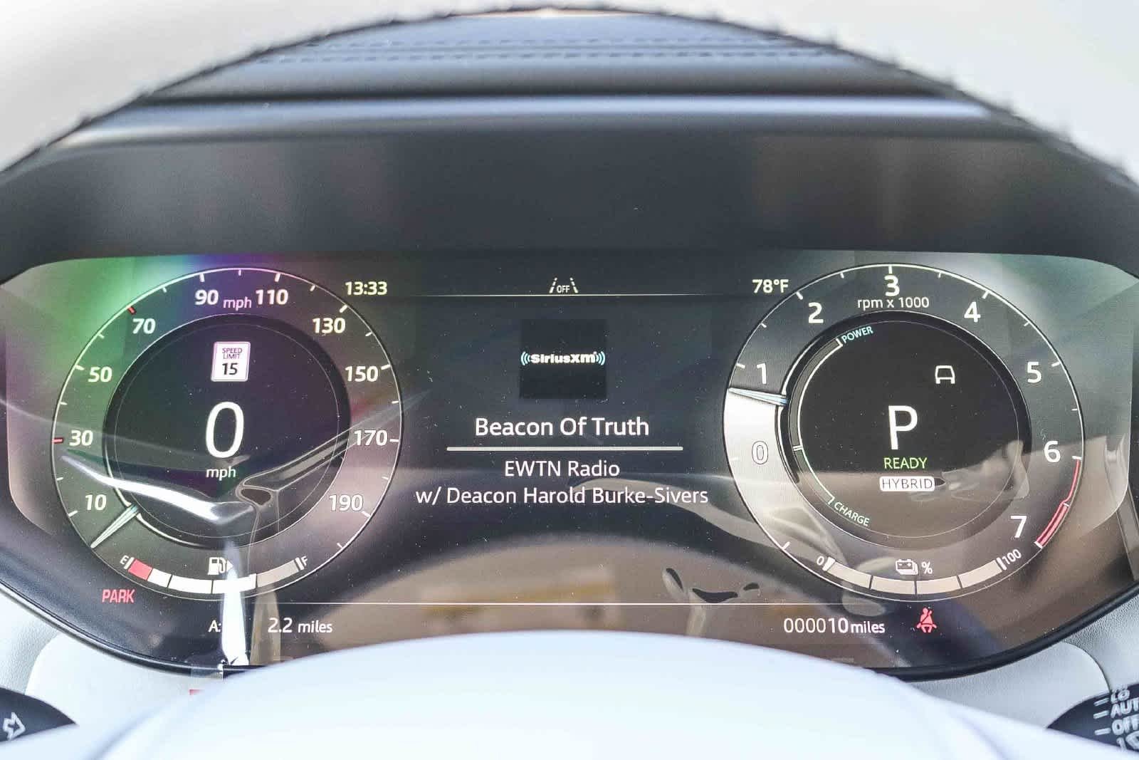 New 2027 Fuji White Land Rover Battersea Edition image 25