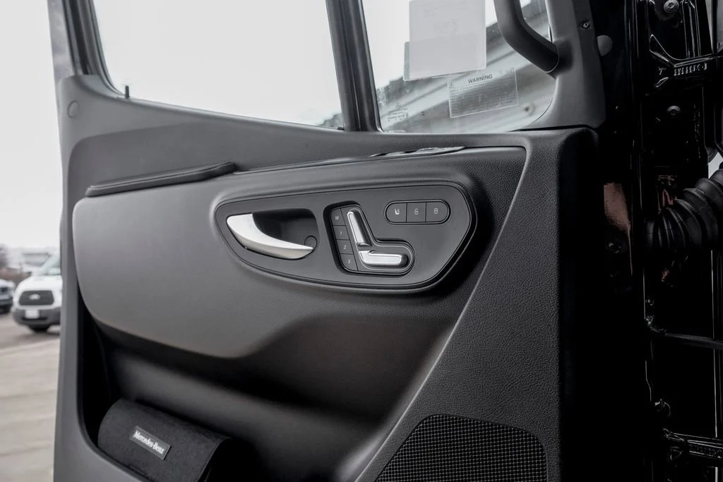 New 2026 Obsidian Black Metallic Mercedes-Benz  image 14