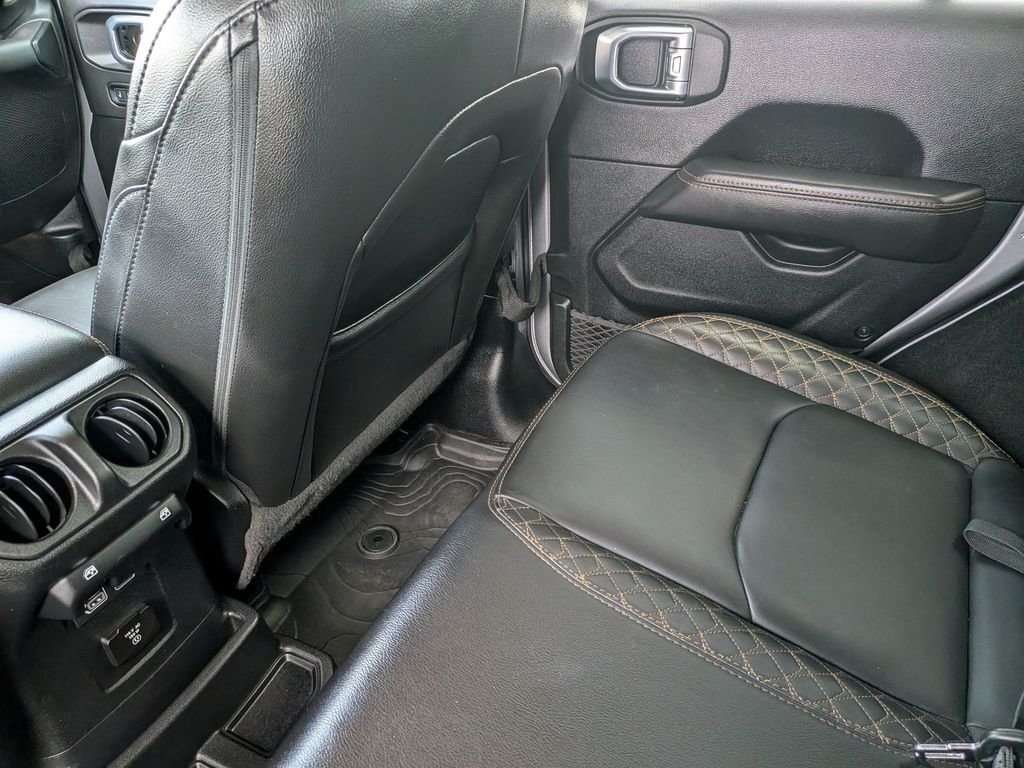 Used 2021 Silver Jeep Unlimited Sahara 4xe image 32