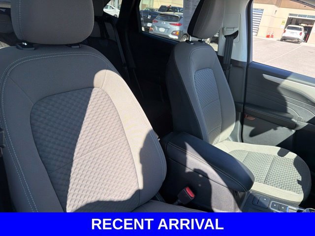 Used 2022 Blue Ford SE image 36