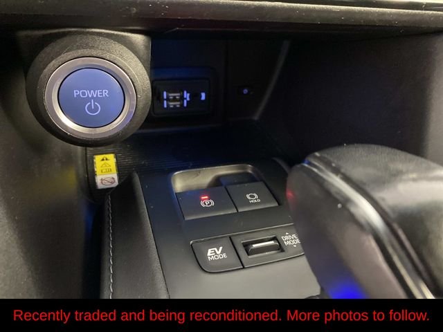 Used 2021 White Toyota LE image 20
