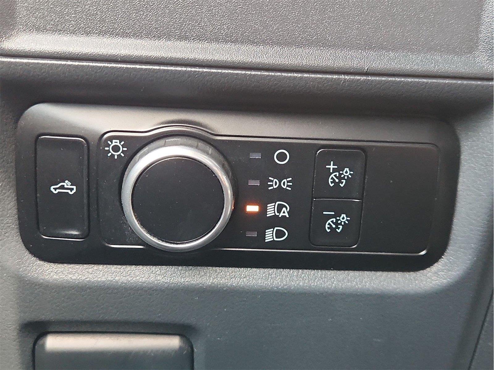 Used 2024 Blue Ford XL image 17