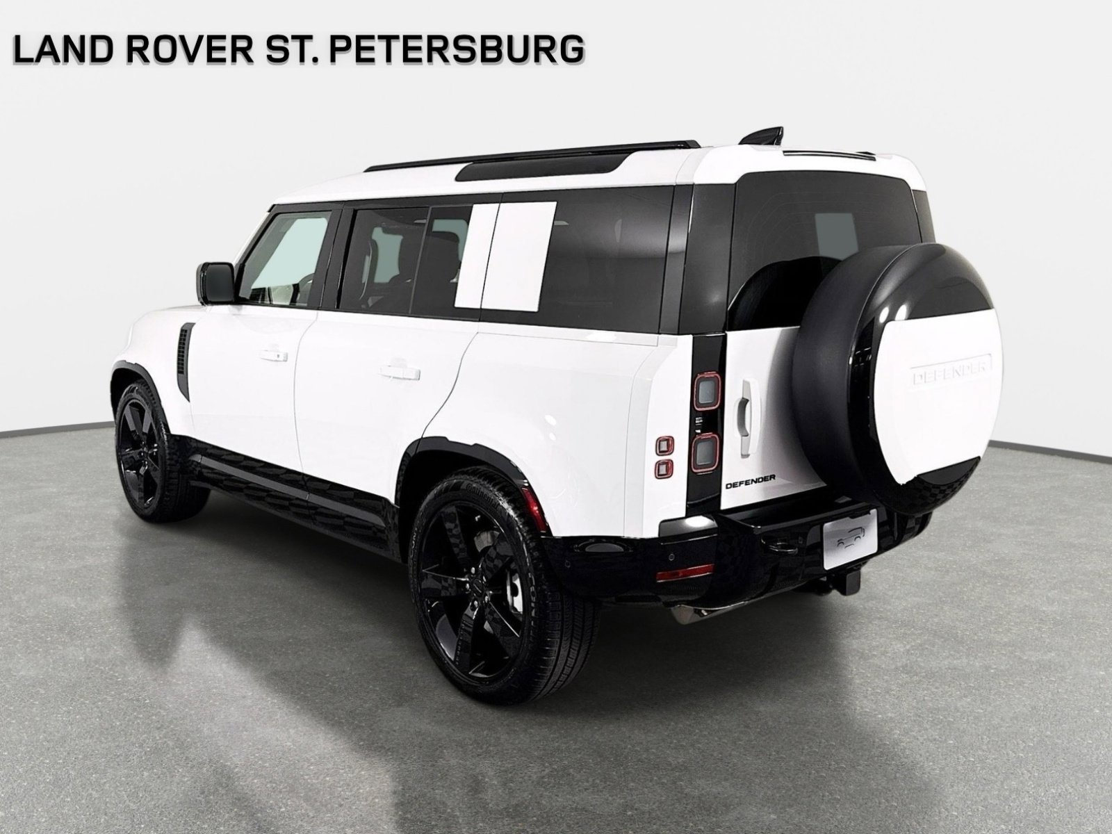 Used 2026 Fuji White Land Rover X-Dynamic SE image 7