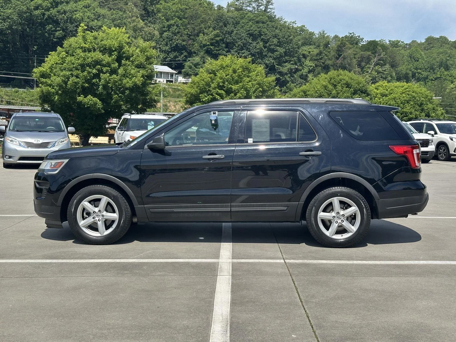 Used 2018 BK Ford Base image 4