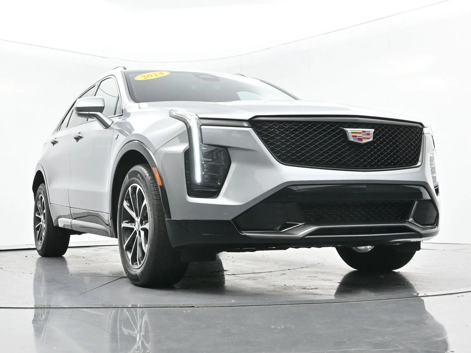 Used 2024 Argent Silver Metallic Cadillac Sport image 42