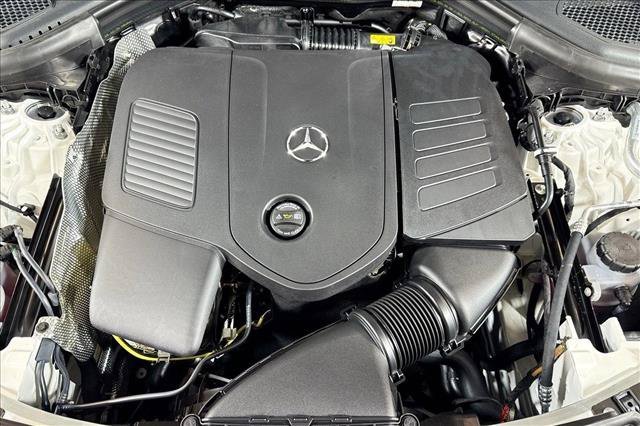 New 2026 Polar White Mercedes-Benz GLC 300 image 58