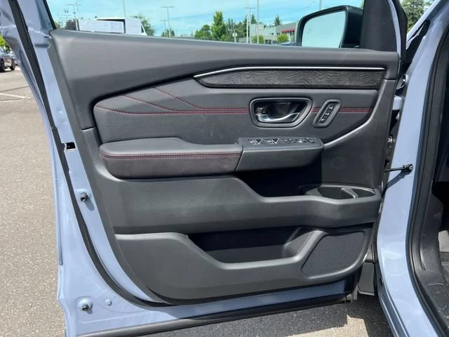 New 2026 Gray Pearl Honda Black Edition image 16
