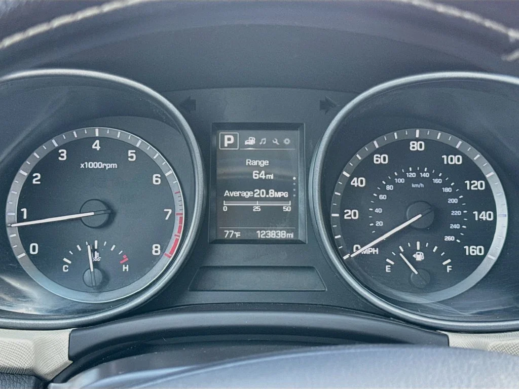 Used 2017 Brown Hyundai 2.4 Base image 14