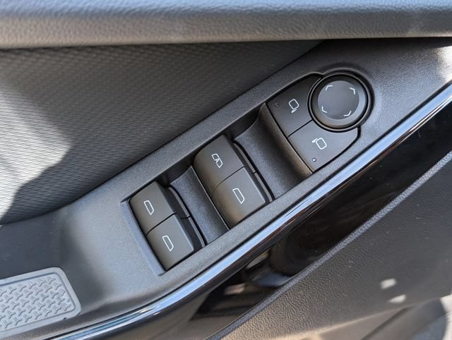 2026 Chevrolet Equinox LT - Photo 13
