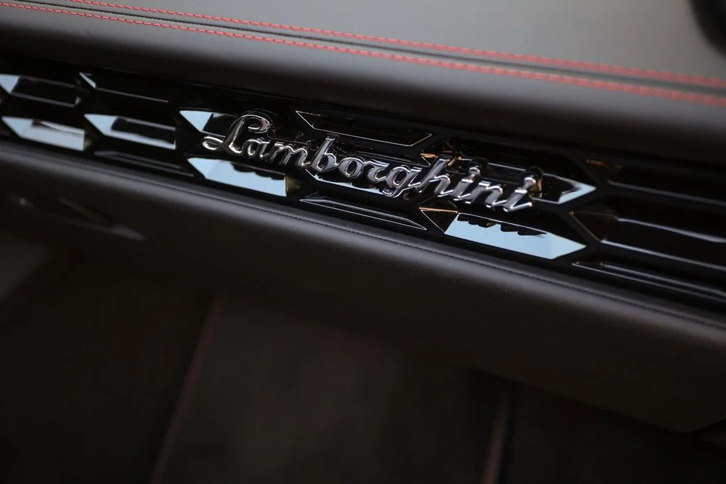 Used 2020 Nero Noctis Lamborghini Base image 54