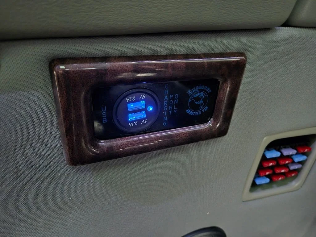 2021 Chevrolet Express Cargo Work Van - Photo 37