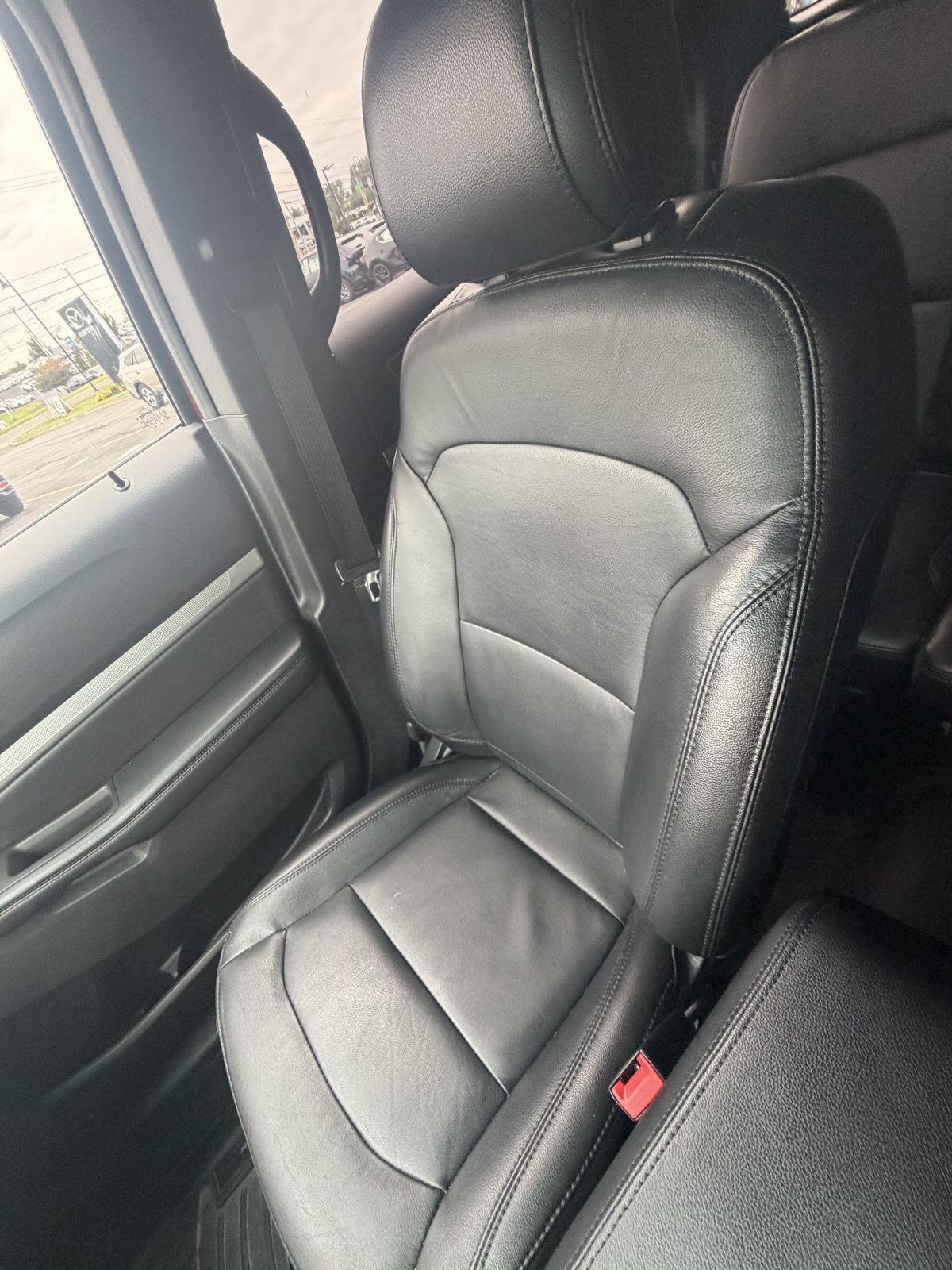 Used 2016 Ruby Red Metallic Tinted Clearcoat Ford XLT image 23