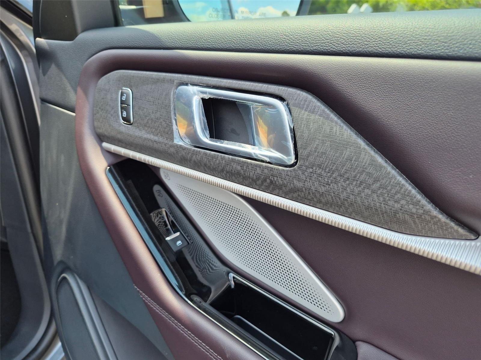 New 2026 Carbonized Gray Metallic Ford Platinum™ image 32