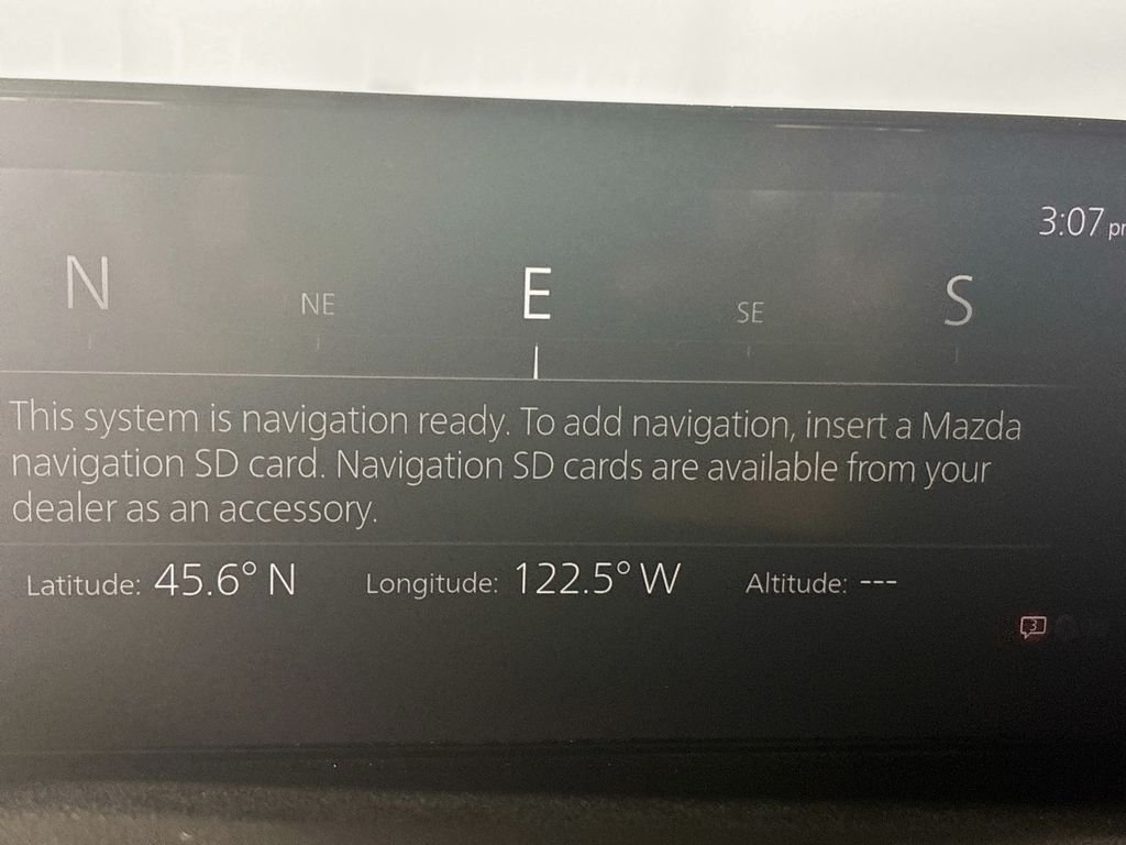 Used 2021 White Mazda Preferred image 16