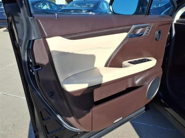 Used 2019 CAVIAR Lexus Base image 21