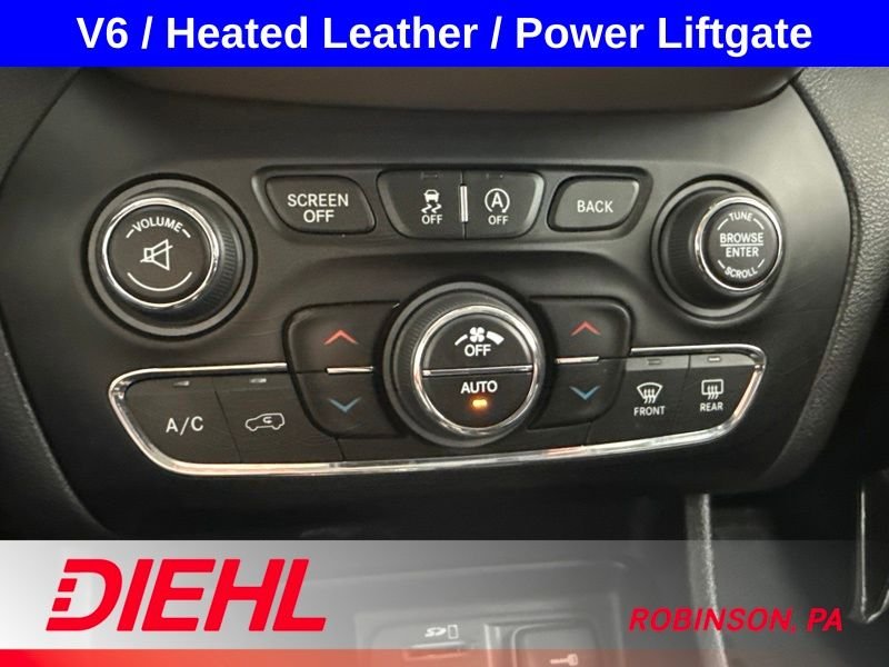 Used 2018 Blue Jeep Limited image 32
