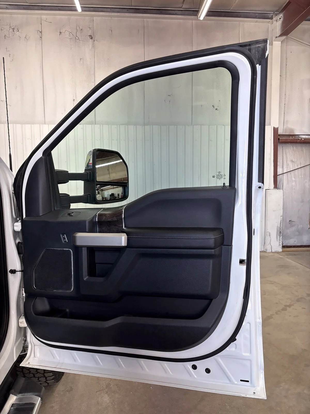 Used 2022 White Ford Lariat image 20