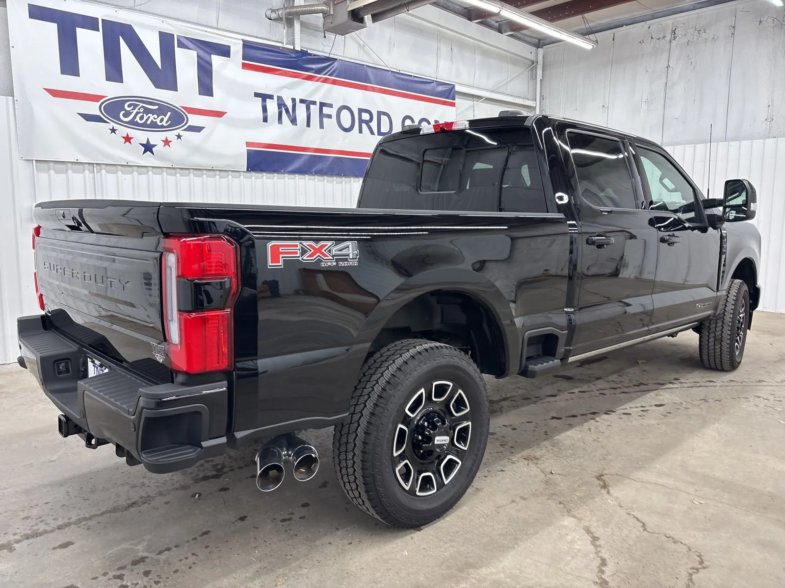 2026 Ford F-350 Super Duty Platinum - Photo 7