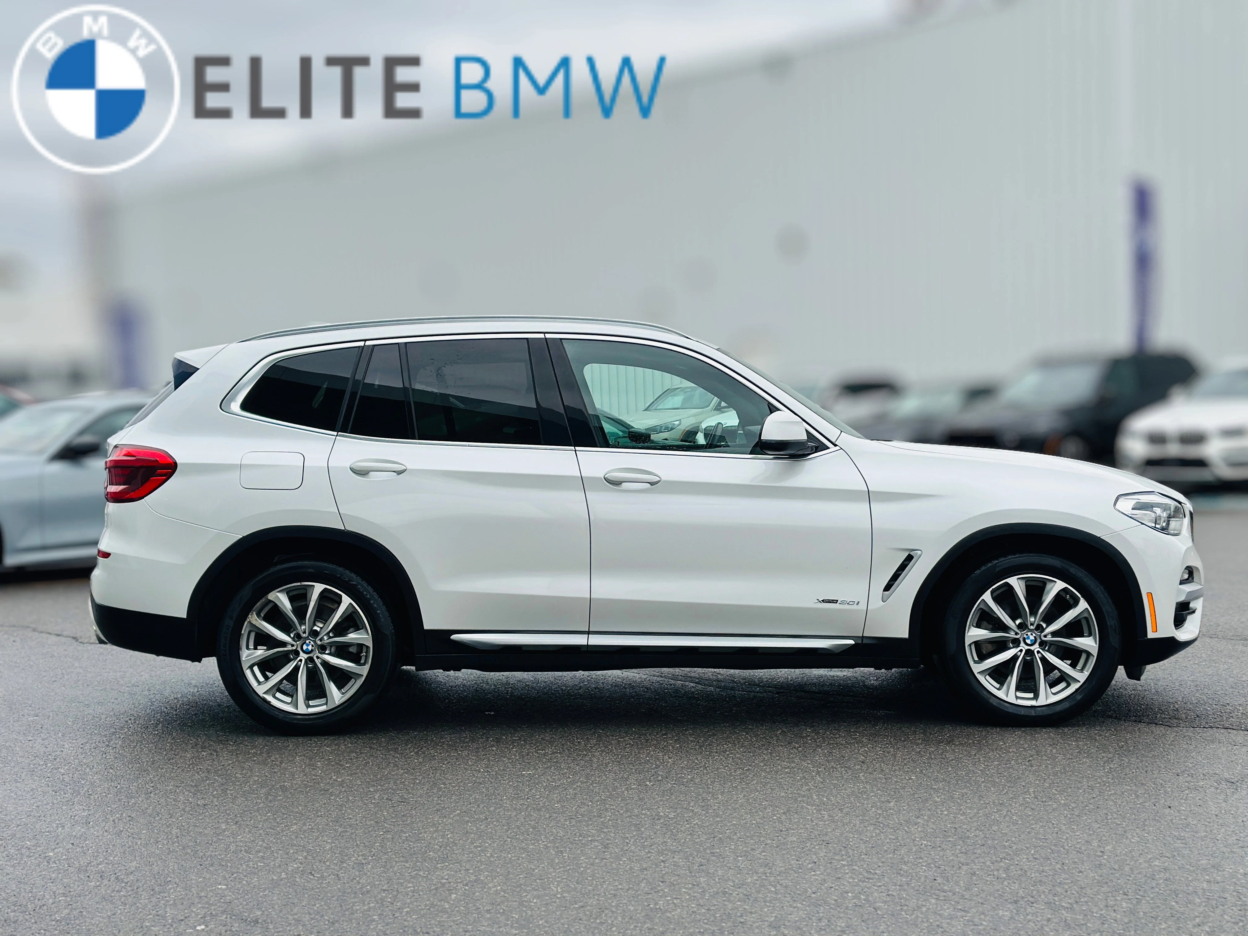 Used 2018 Mineral White Metallic BMW XDRIVE30I image 39