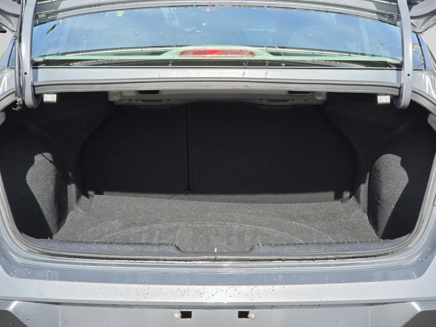 Used 2025 Ecotronic Gray Hyundai SEL Convenience image 15