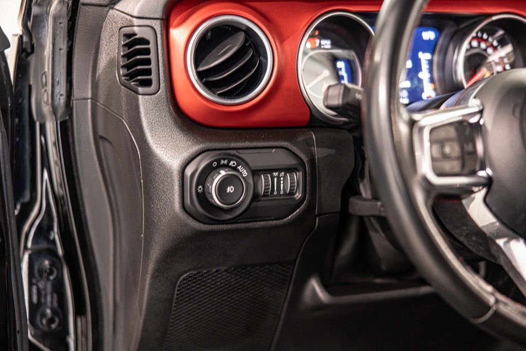 Used 2021 Black Jeep Unlimited Rubicon image 19