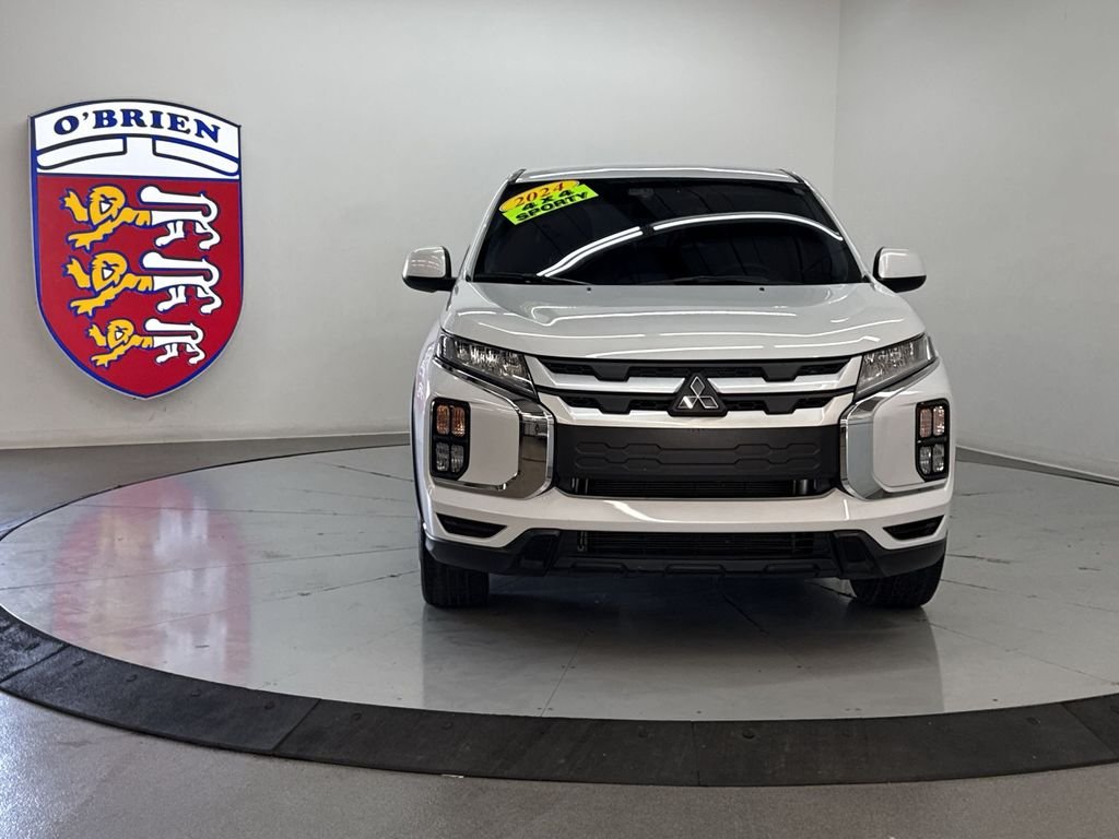 Used 2024 White Mitsubishi 2.0 ES image 26