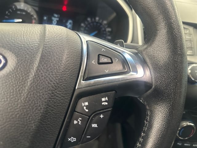 Used 2018 Silver Ford SEL image 26