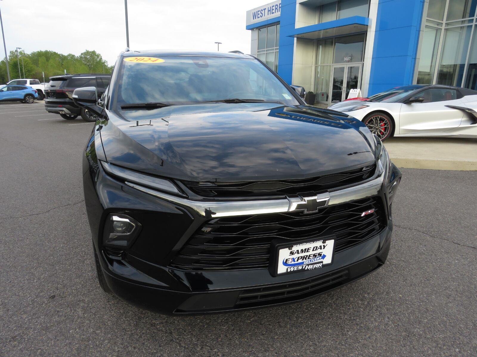 Used 2024 Black Chevrolet RS image 4