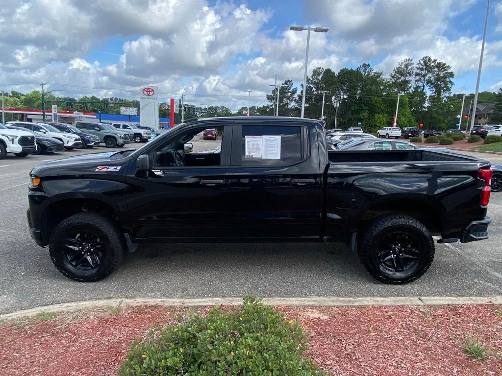 Used 2019 Black Chevrolet Custom Trail Boss image 4