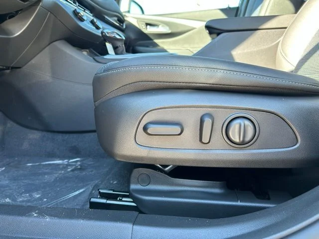 2026 Buick Envista Preferred - Photo 25