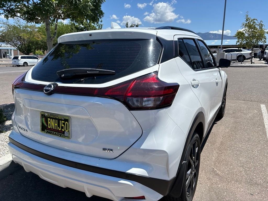 Used 2023 White Nissan SR image 14