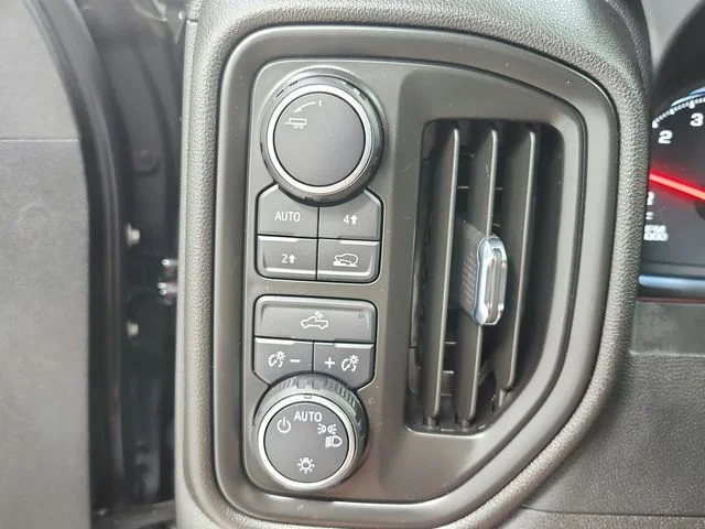 Used 2023 Black Chevrolet Custom image 18
