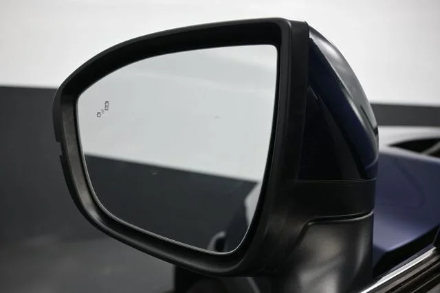 Used 2024 Blue Nissan SV image 4