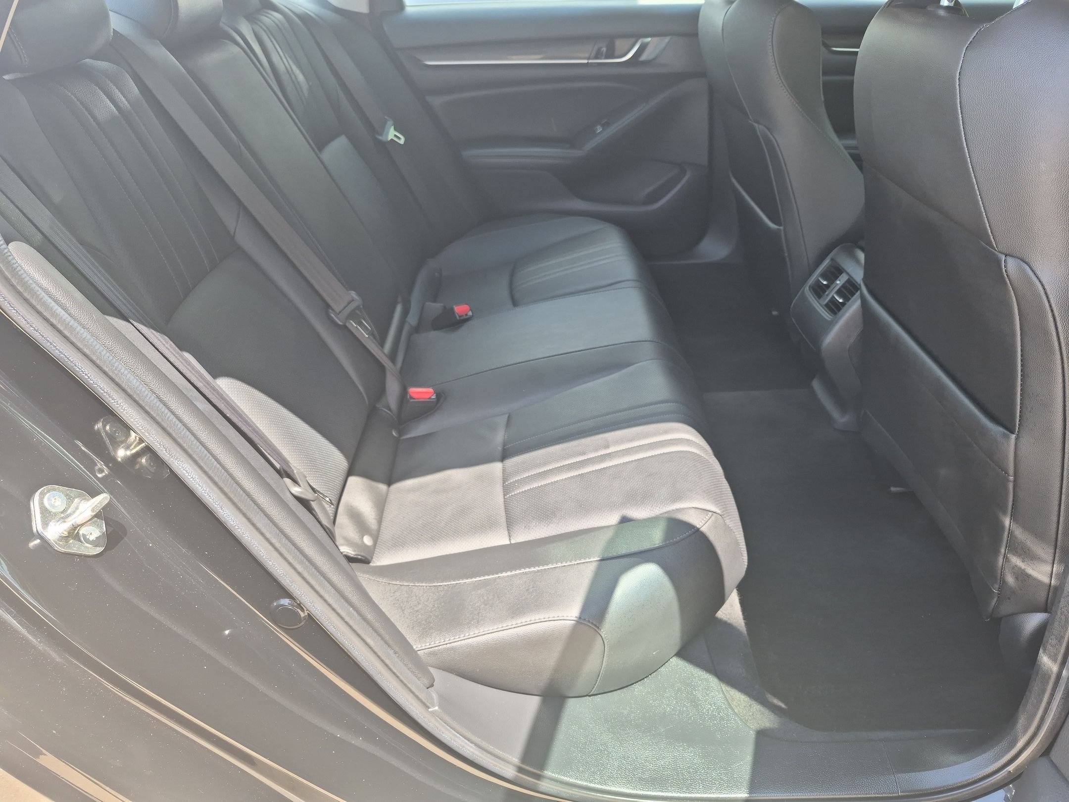 2019 Honda Accord EX-L - Photo 30