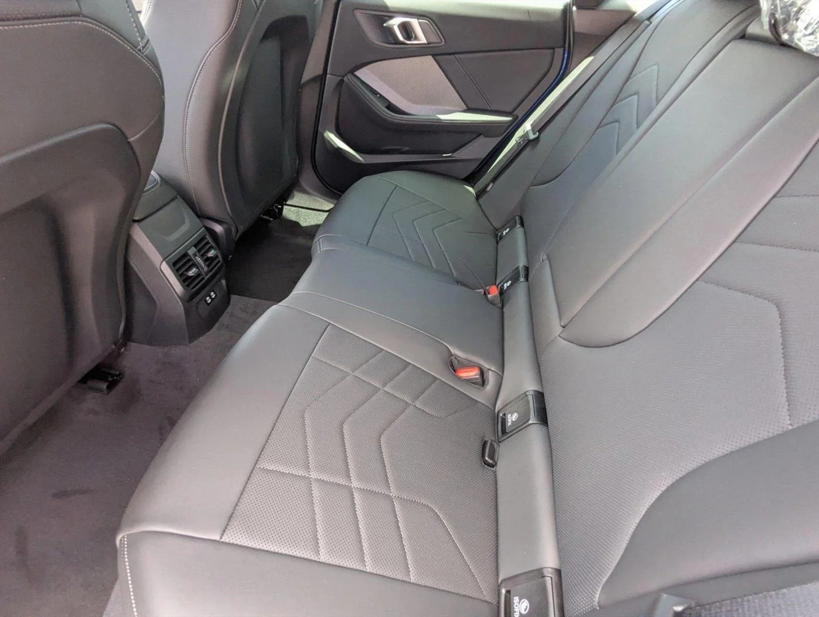 2025 BMW 2 Series 228 - Photo 15