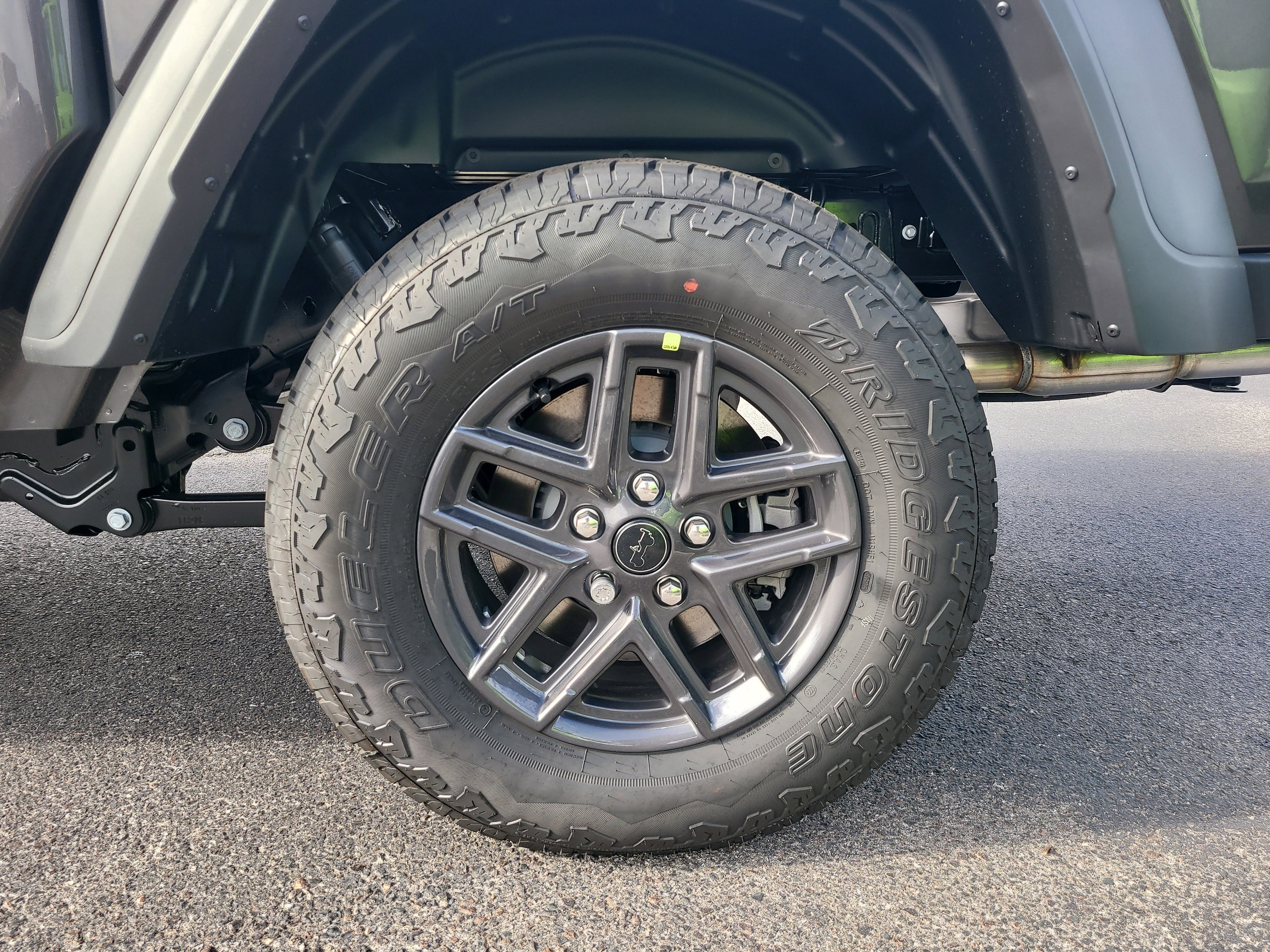 New 2026 Granite Crystal Metallic Clear-Coat Exterior Paint Jeep Sport image 9
