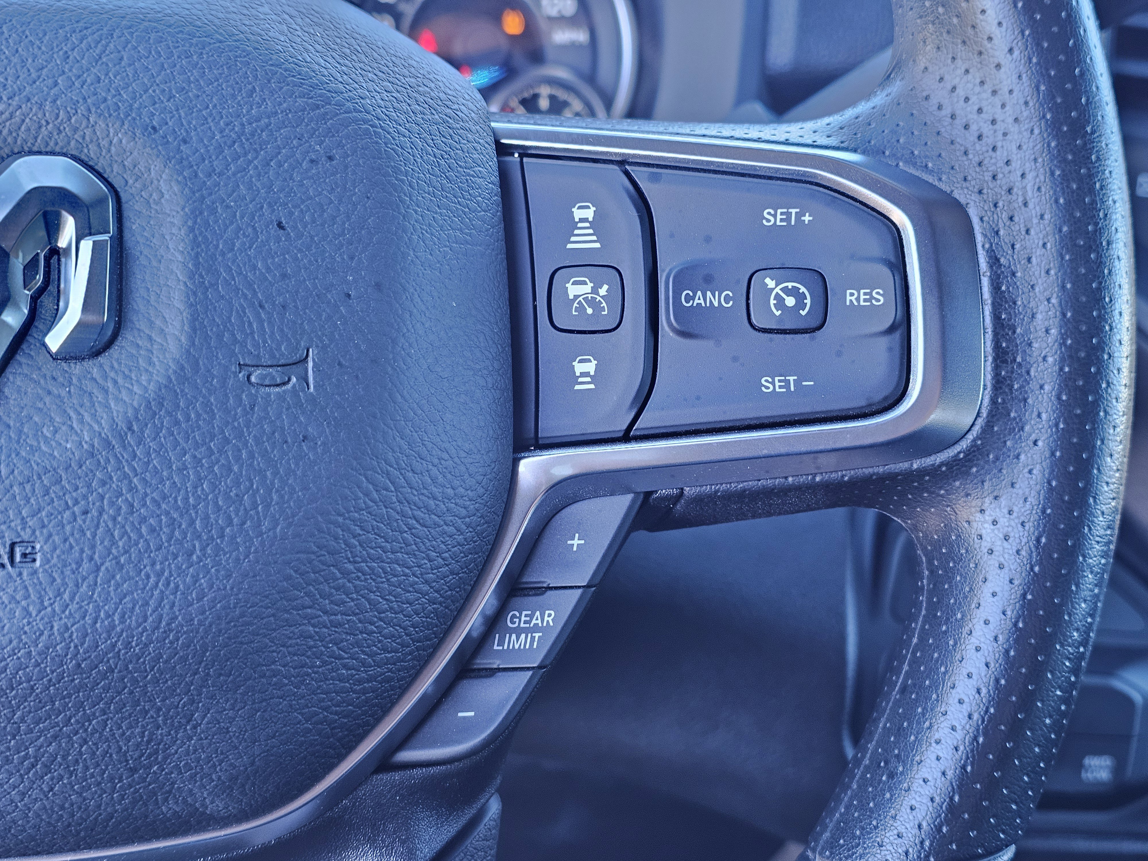2025 RAM 2500 Tradesman - Photo 21
