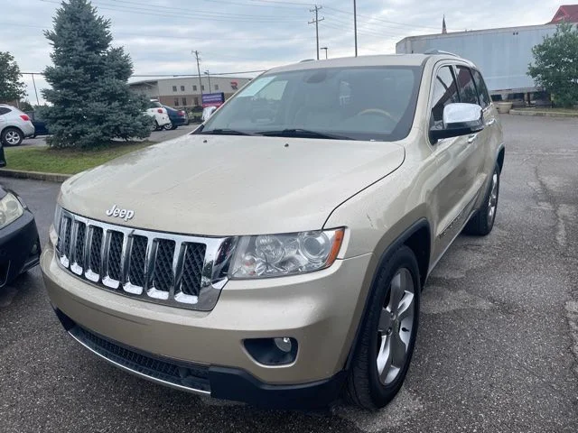 Used 2011 Gold Jeep Overland image 3