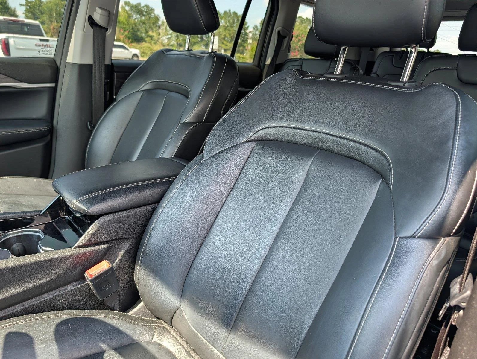 Used 2023 Baltic Gray Metallic Clearcoat Jeep Limited image 13