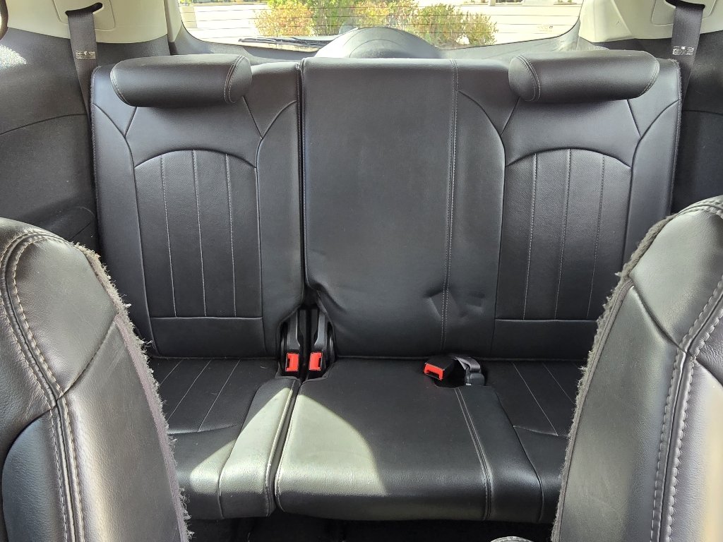 Used 2013 Quicksilver Metallic Buick Leather image 29