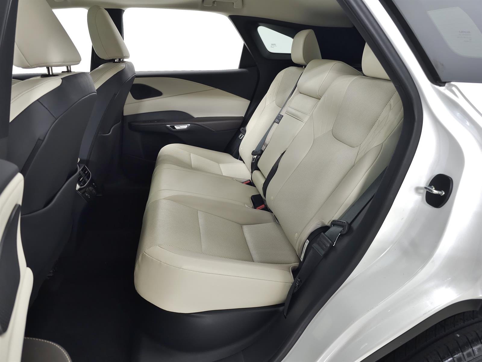 Used 2024 White Lexus PREMIUM image 33