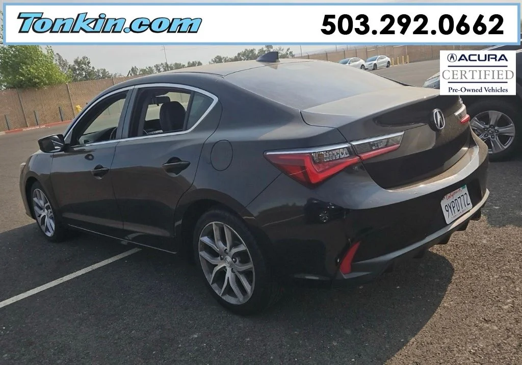 Certified Used 2020 Majestic Black Pearl Acura ILX image 4
