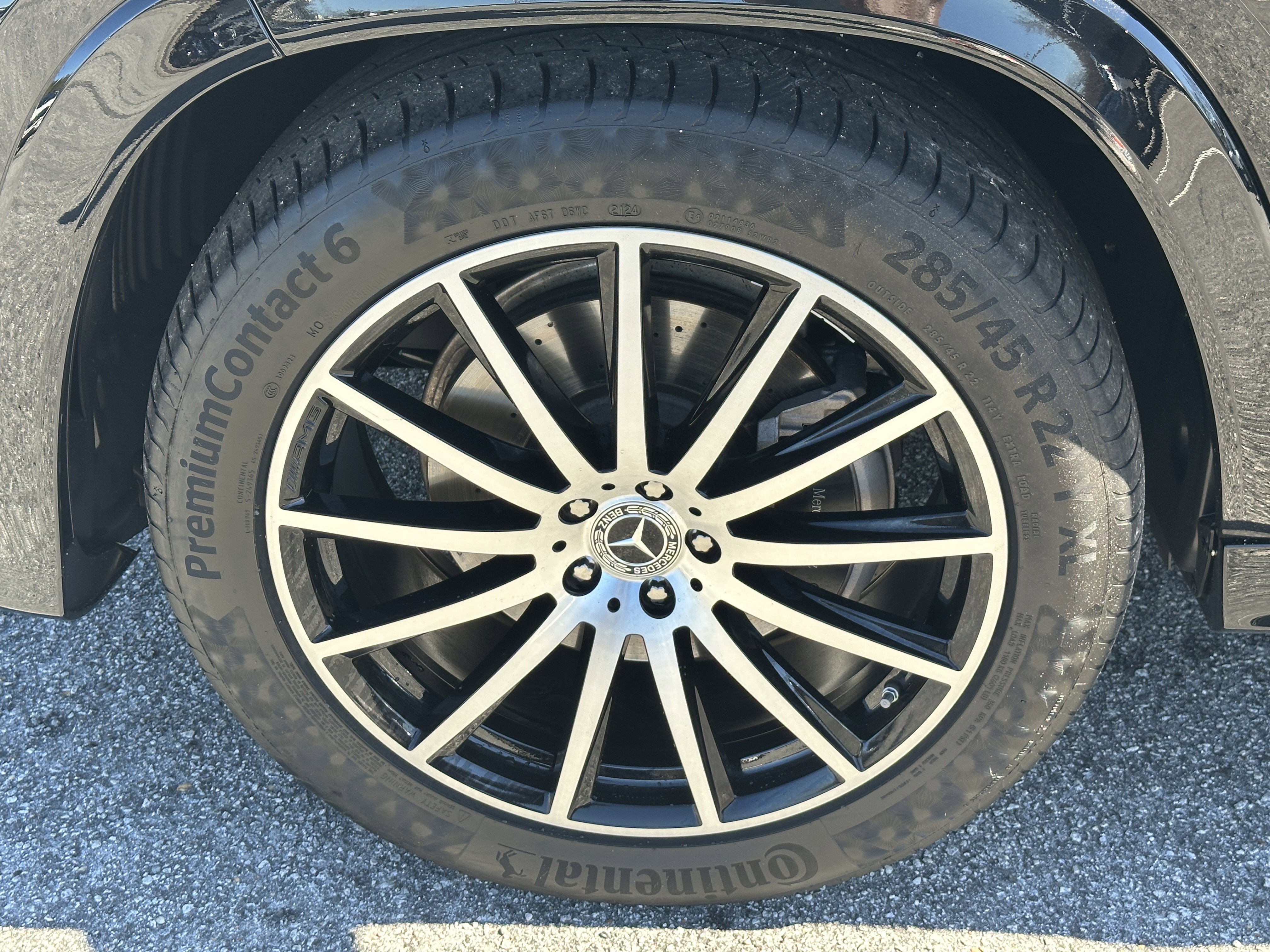 Certified Used 2025 Black Mercedes-Benz GLS 450 image 13