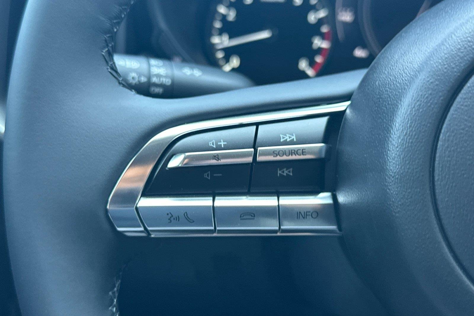 New 2026 Jet Black Mica Mazda 2.5 S Preferred image 27