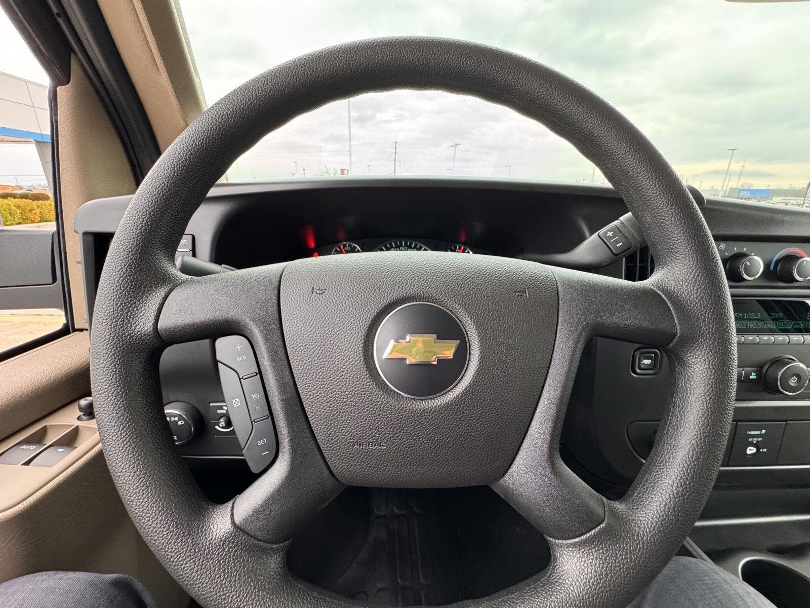 2026 Chevrolet Express Cargo Work Van - Photo 10
