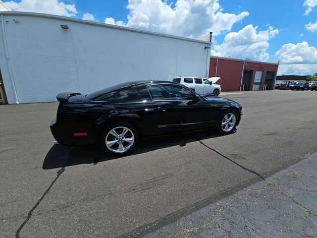 Used 2007 Black Ford GT Premium image 10
